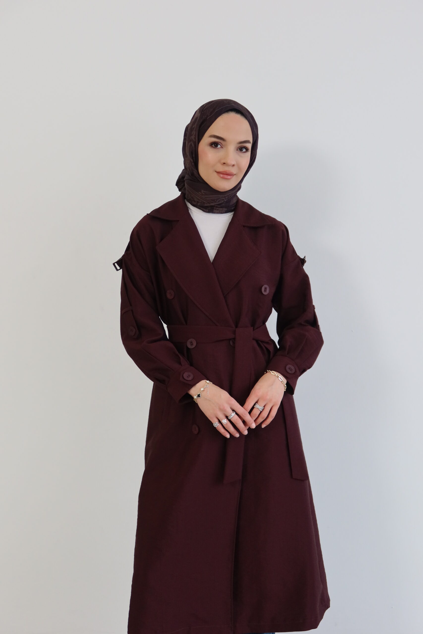 Kruvaze Yaka Kuşaklı Mürdüm Trençkot - Görsel 2